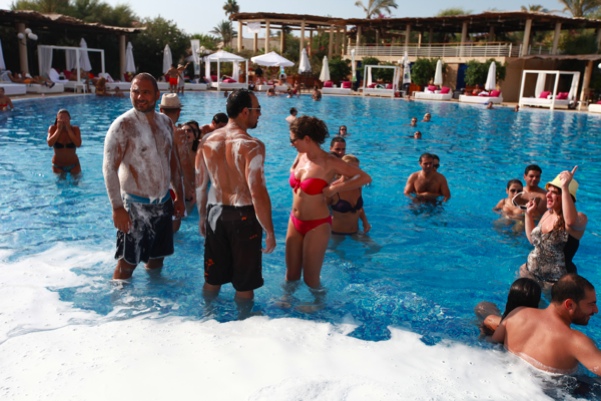 Dry Dry Dry Foam Party Part 1